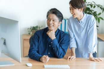 40代の貯蓄額は？単身・二人以上世帯で「平均値」と「中央値」を比較