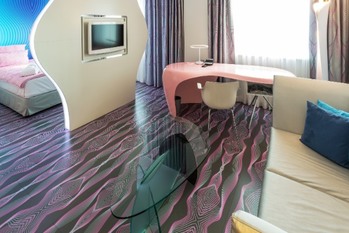 富裕層が通う会員制高級人間ドックの総費用は年収中央値の〇倍以上！