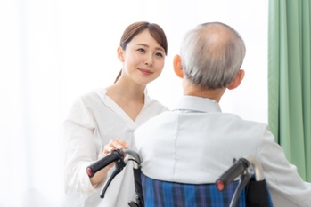 40歳で手取りが減る？介護保険料とは